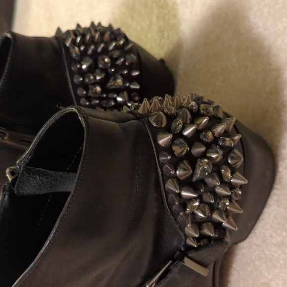 Sam Edelman Spike Pax Black Genuine Leather Studded Crystal Ankle Boots (Sz 6) - Picture 3 of 6